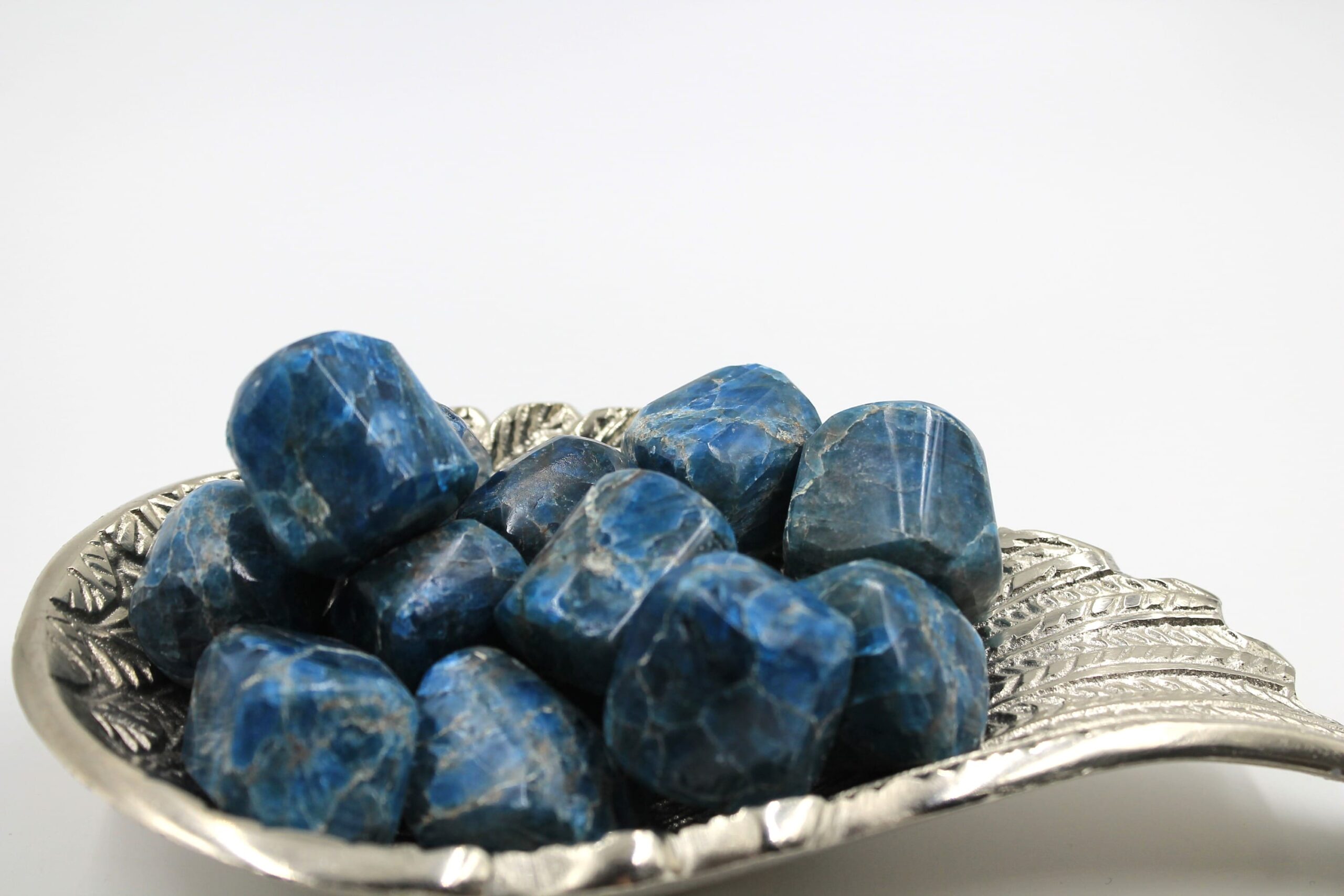 Apatite Tumbled Stones (EXTRA LARGE) Healing Crystals 39g - Image 2