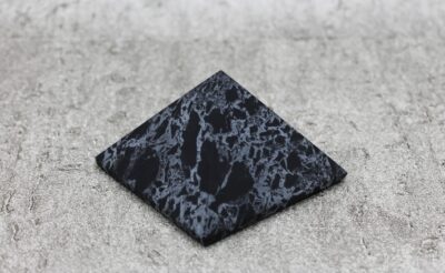 Petrovsky Shungite and Quartz Pyramid (LARGE) Healing Crystal - 240g 70MM