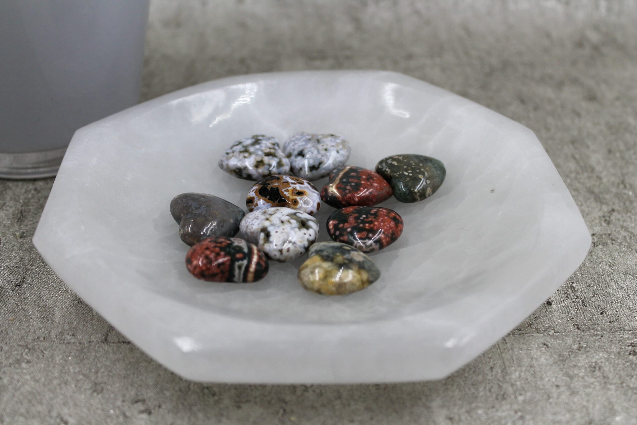 Selenite Octagonal Bowl - 964g - Image 2