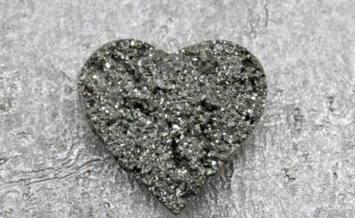 Pyrite Heart (MEDIUM) Healing Crystals 156g 60MM