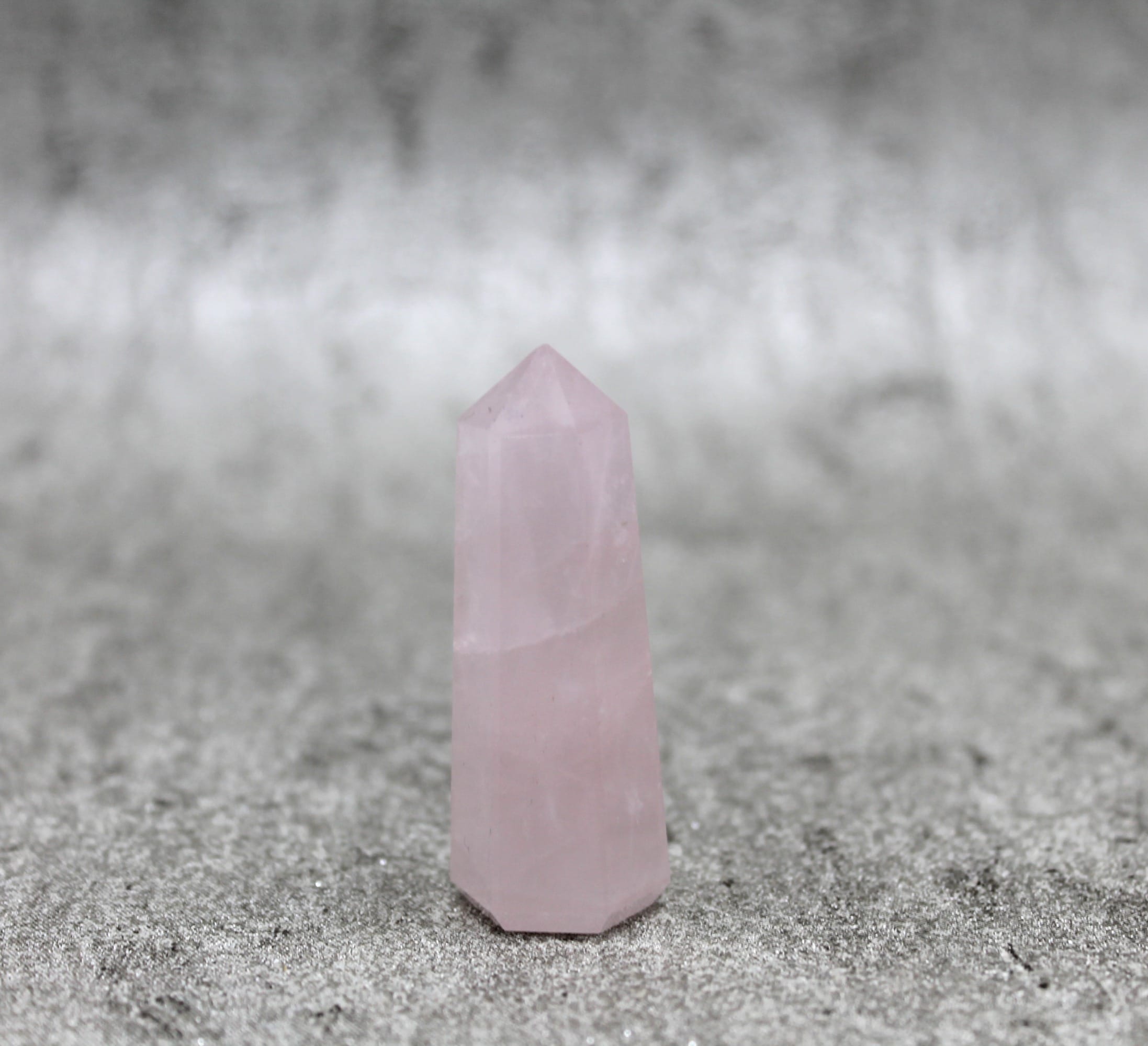 Rose Quartz Polished Point (MEDIUM) 48g 55MM