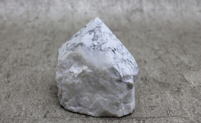 Howlite Cut Base Point Healing Crystal (LARGE) - 389g 65MM