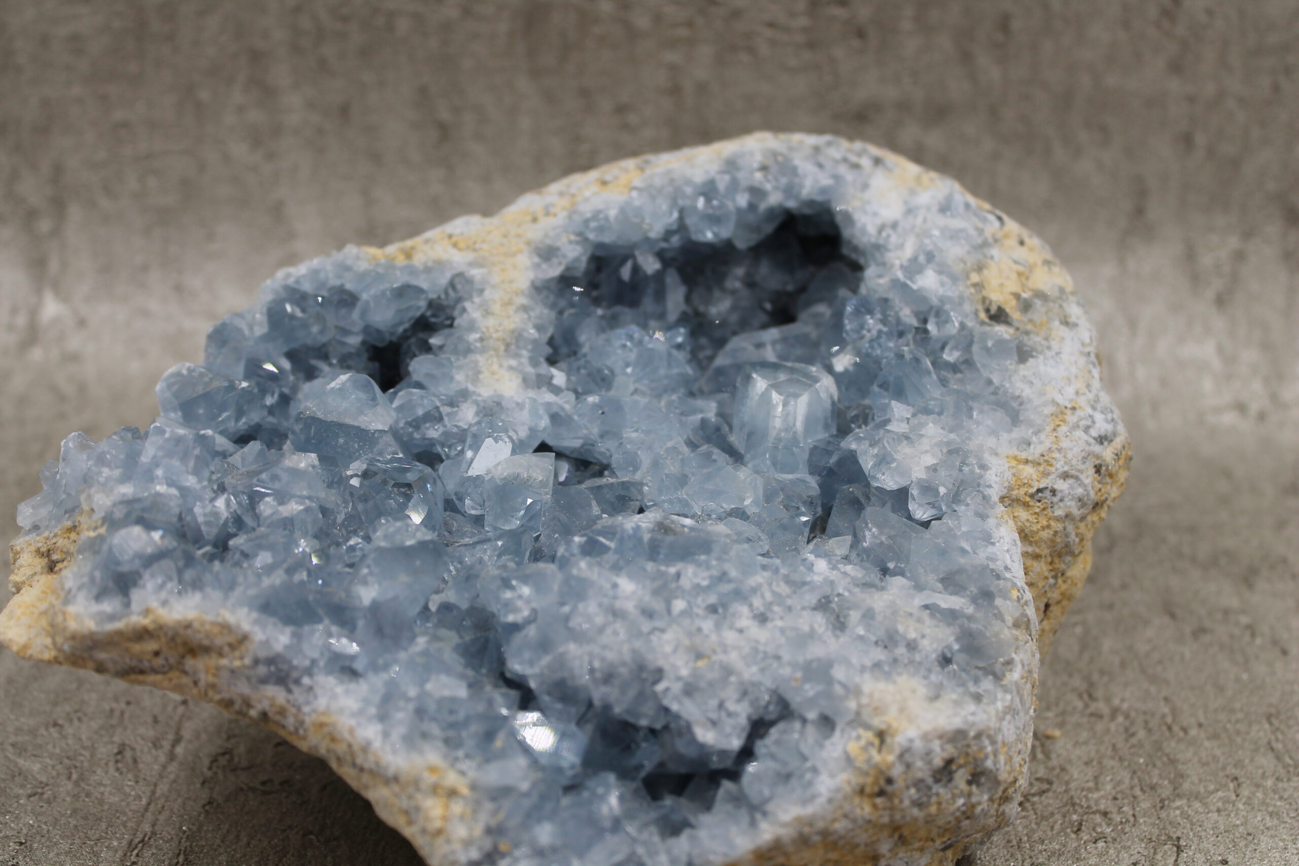 Celestite Cluster Specimen - 6250g 230MM x 185MM - Image 3