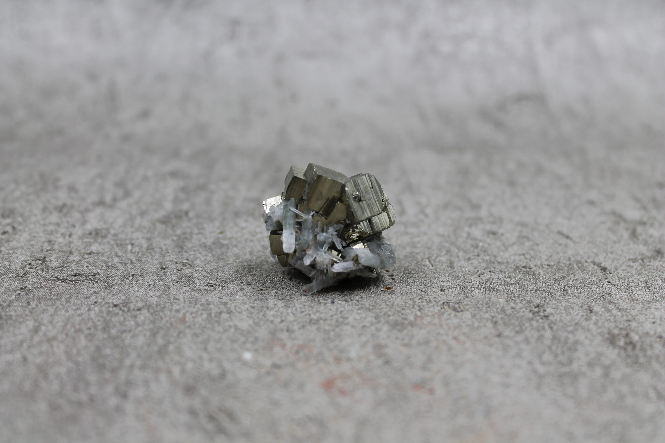 Pyrite and Quartz Specimen - 31g 30MM x 20MM - Image 6