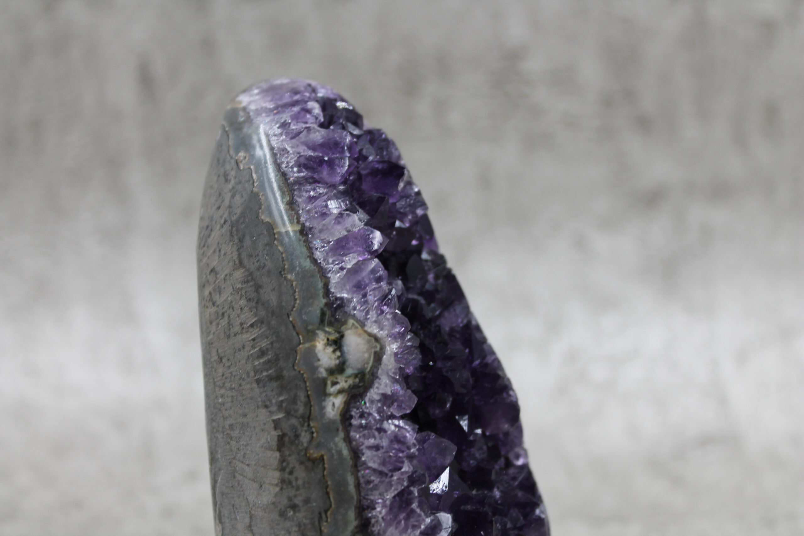 Amethyst Cluster Specimen Healing Crystal 641g 120MM x 50MM - Image 2