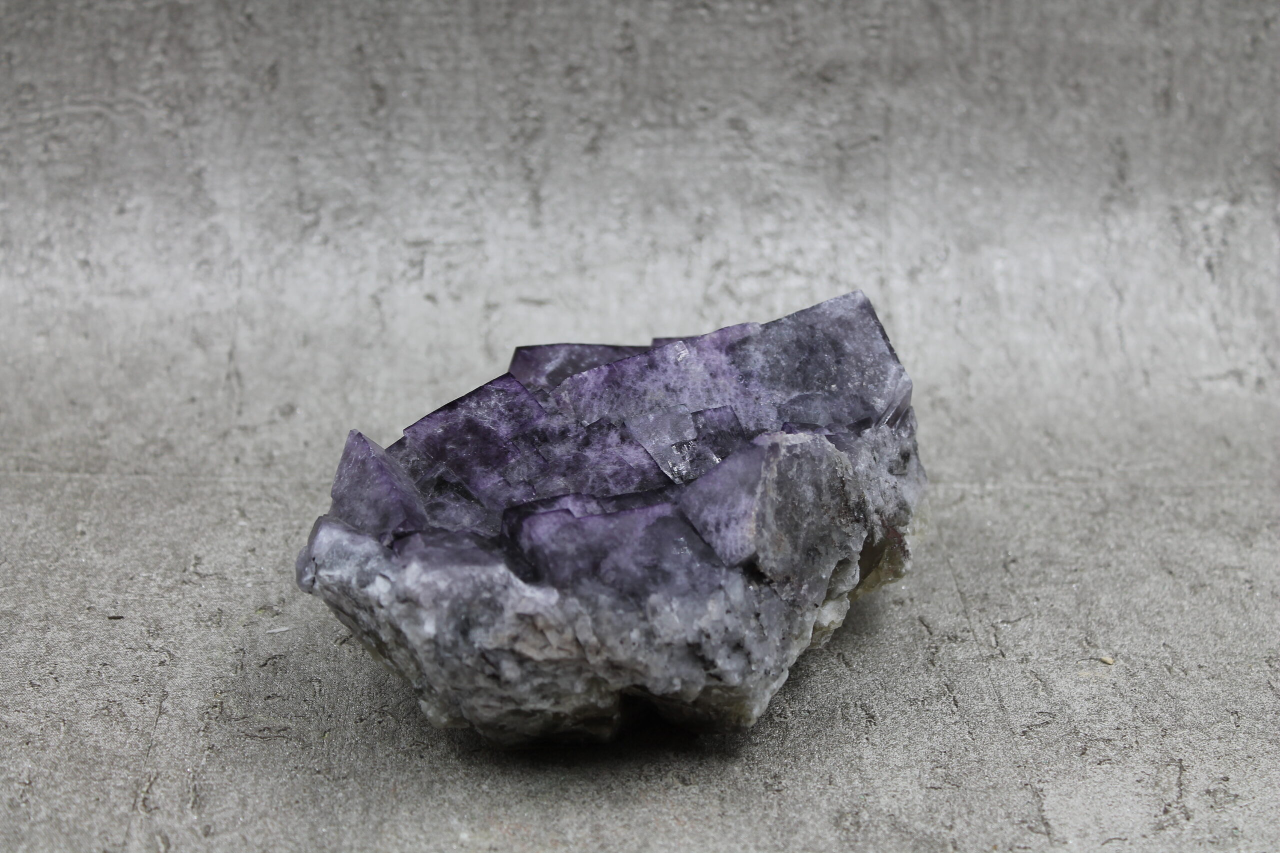 Purple Fluorite Specimen Healing Crystal - 1330g 140MM x 90MM - Image 6