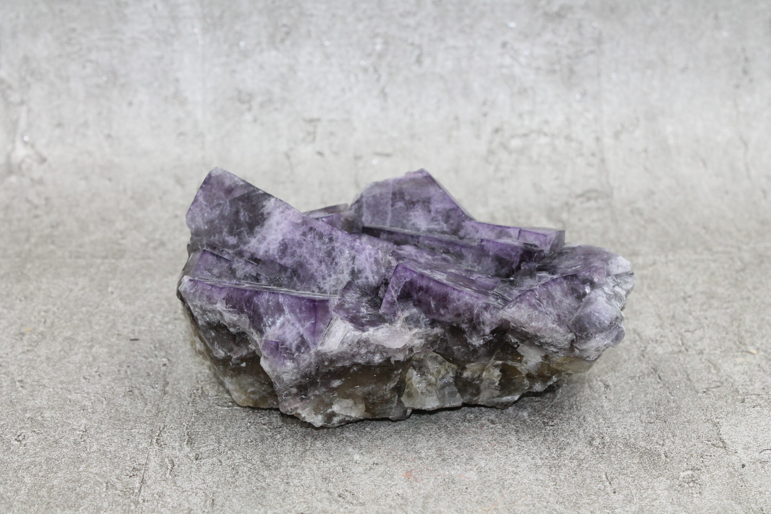 Purple Fluorite Specimen Healing Crystal - 1330g 140MM x 90MM