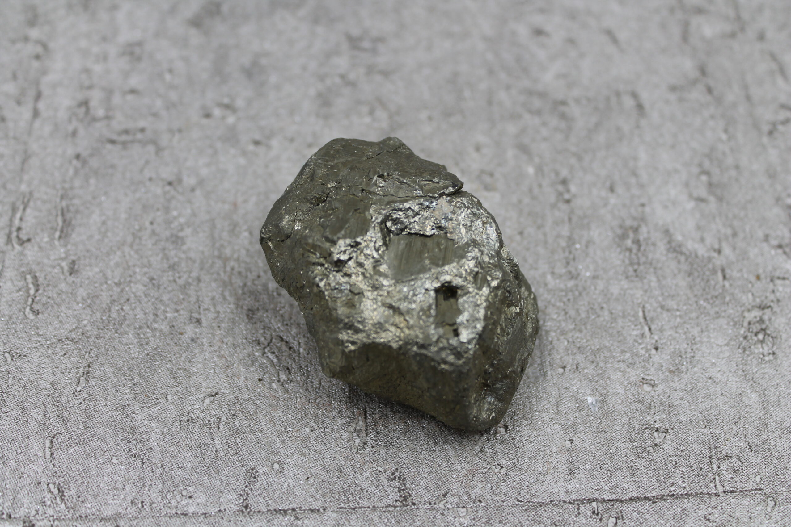 Pyrite Specimen Healing Crystal- 231g 55MM x 45MM - Image 3
