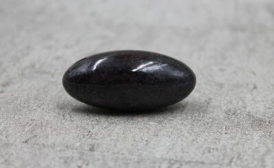 Polished Garnet Shiva Shaped Specimen - 127g