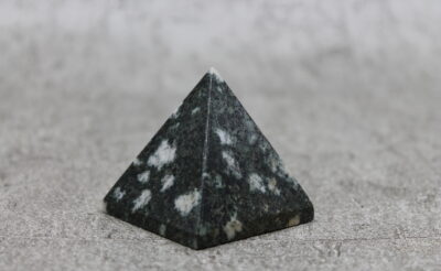 Preseli Bluestone Pyramid (LARGE) - (4) - 145g 50MM