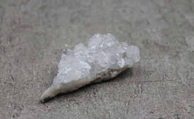 Apophyllite Cluster (E) - Healing Crystal 29g 70MM